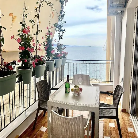 Paradise Apartment *