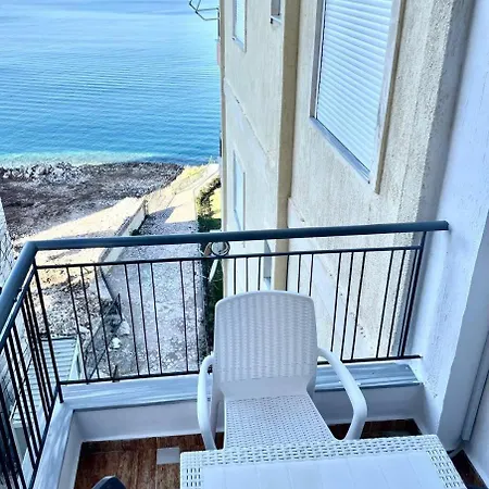 Διαμέρισμα Paradise *